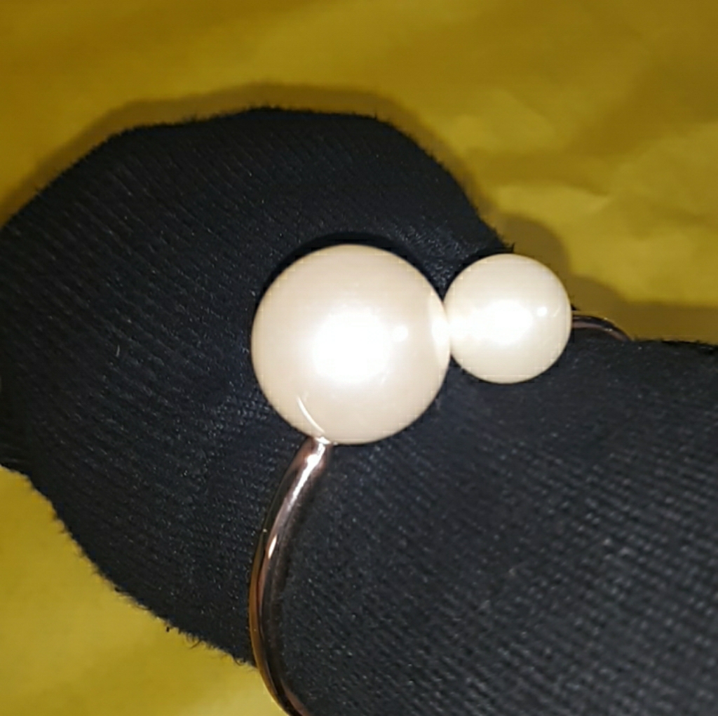 Bracelet(S)